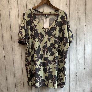 NWT Glitzy girl plus size top